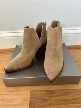 Vince Camuto Women's Tan Suede Pointed Toe Ankle Boots | NWOT